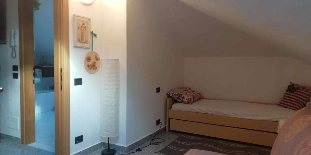 La Tua Mansarda A Bergamo Villa Exterior foto